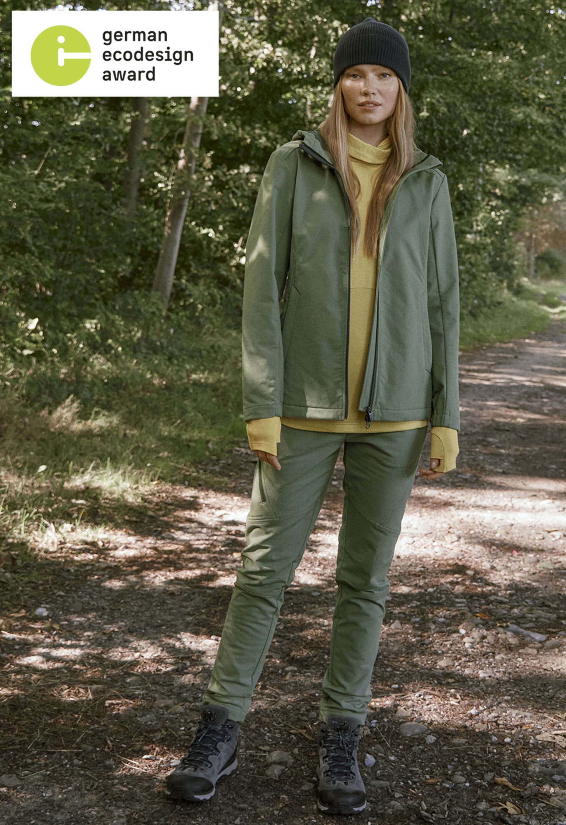 Wax jacket with water-repellent beeswax