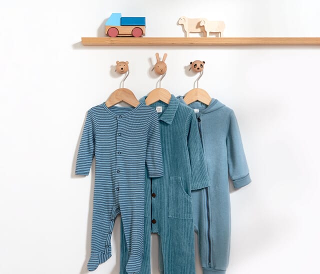 Children's clothing made from pure natural fibers.