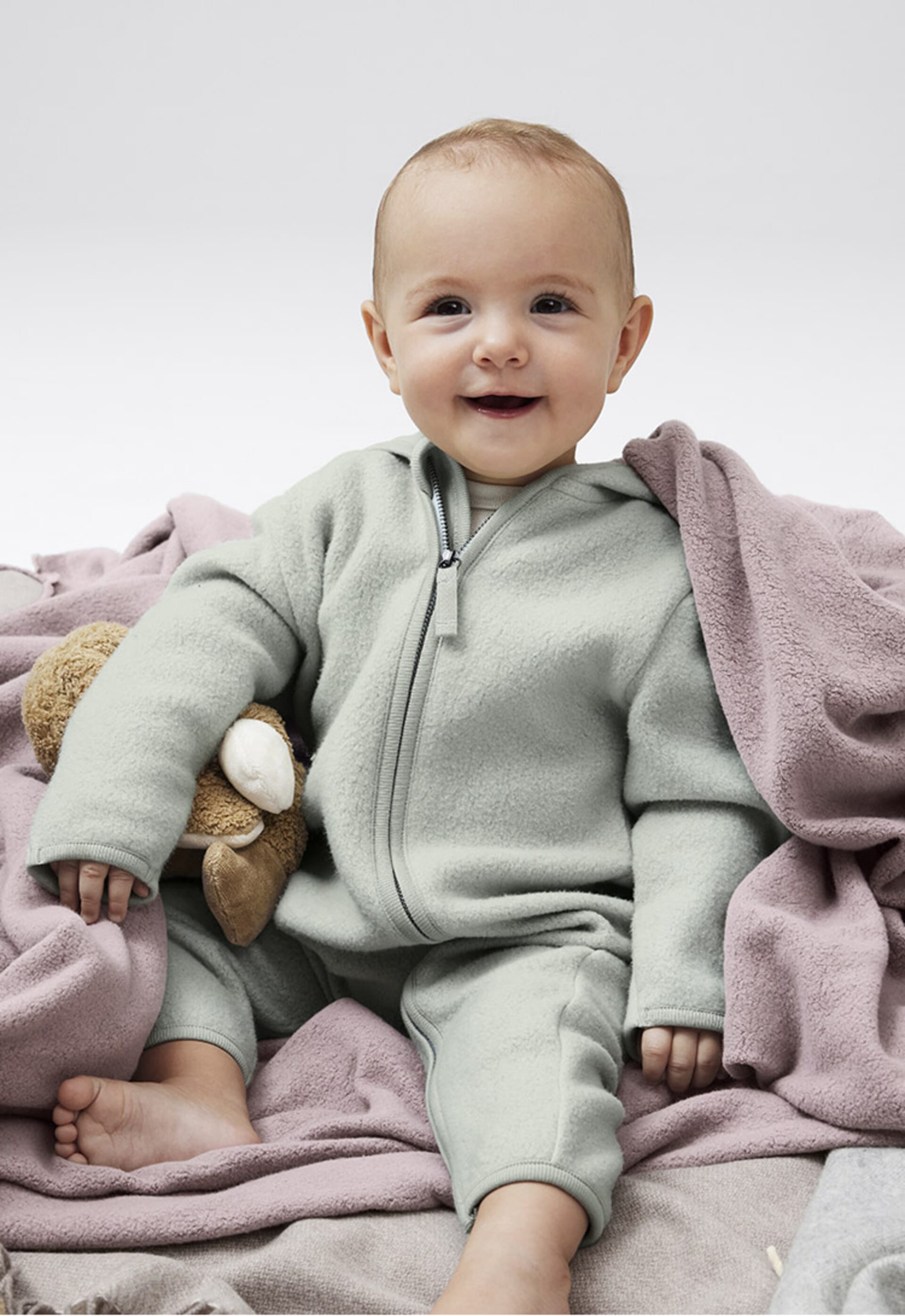 Fleece overalls made from organic cotton